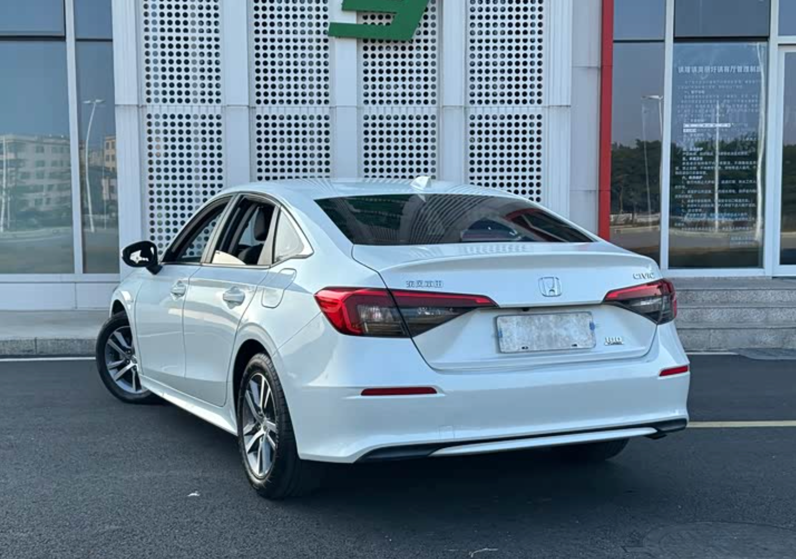 Honda Civic 2022 180TURBO CVT 85,000km Used