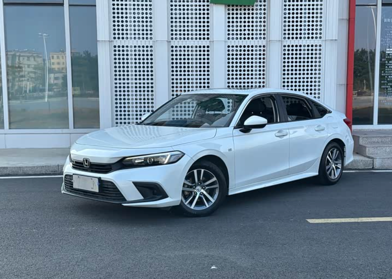 Honda Civic 2022 180TURBO CVT 85,000km Used