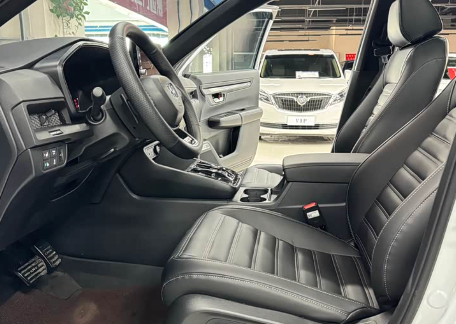 Honda CR-V 2023 PHEV 2.0L 33,000km Used