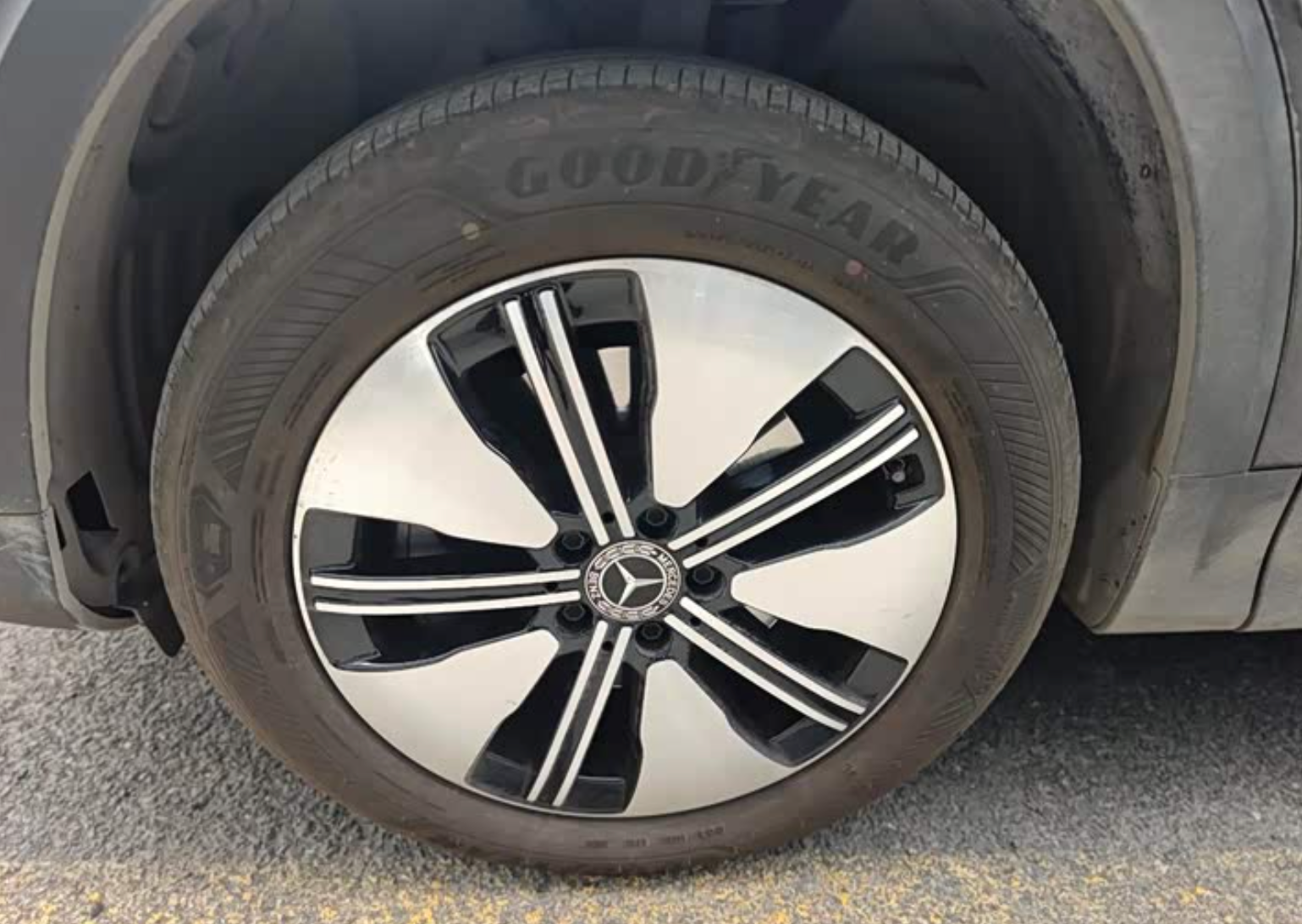 Mercedes EQB 2023 (m260 600km) 20,000km Used