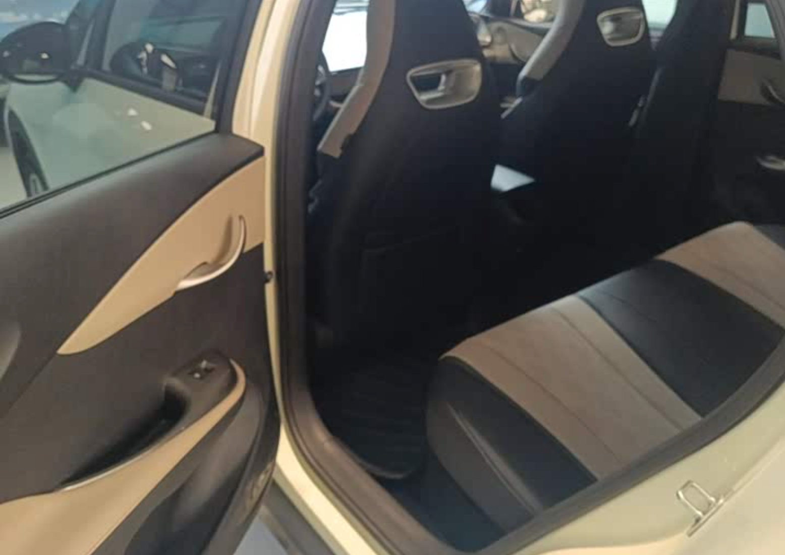 BYD Dolphin (420 km Range) 2024 2,100km Used